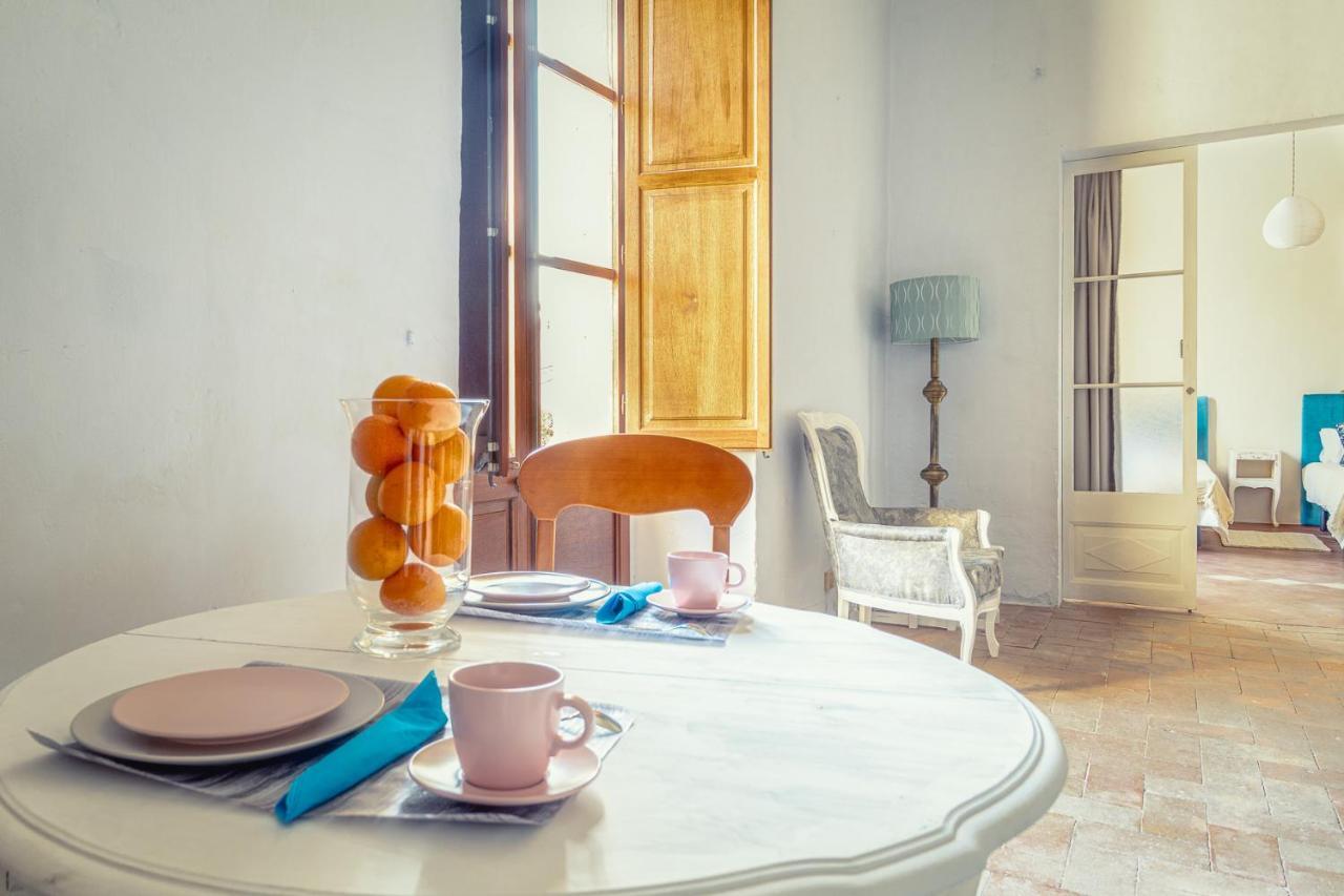 הוילה קסטלו דה אמפוריאס Casa Contreras מראה חיצוני תמונה