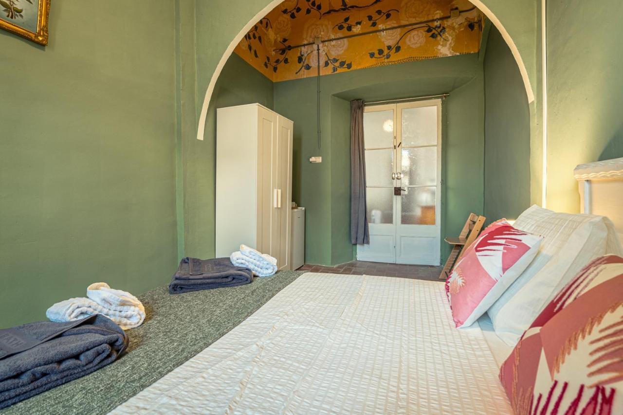 הוילה קסטלו דה אמפוריאס Casa Contreras מראה חיצוני תמונה