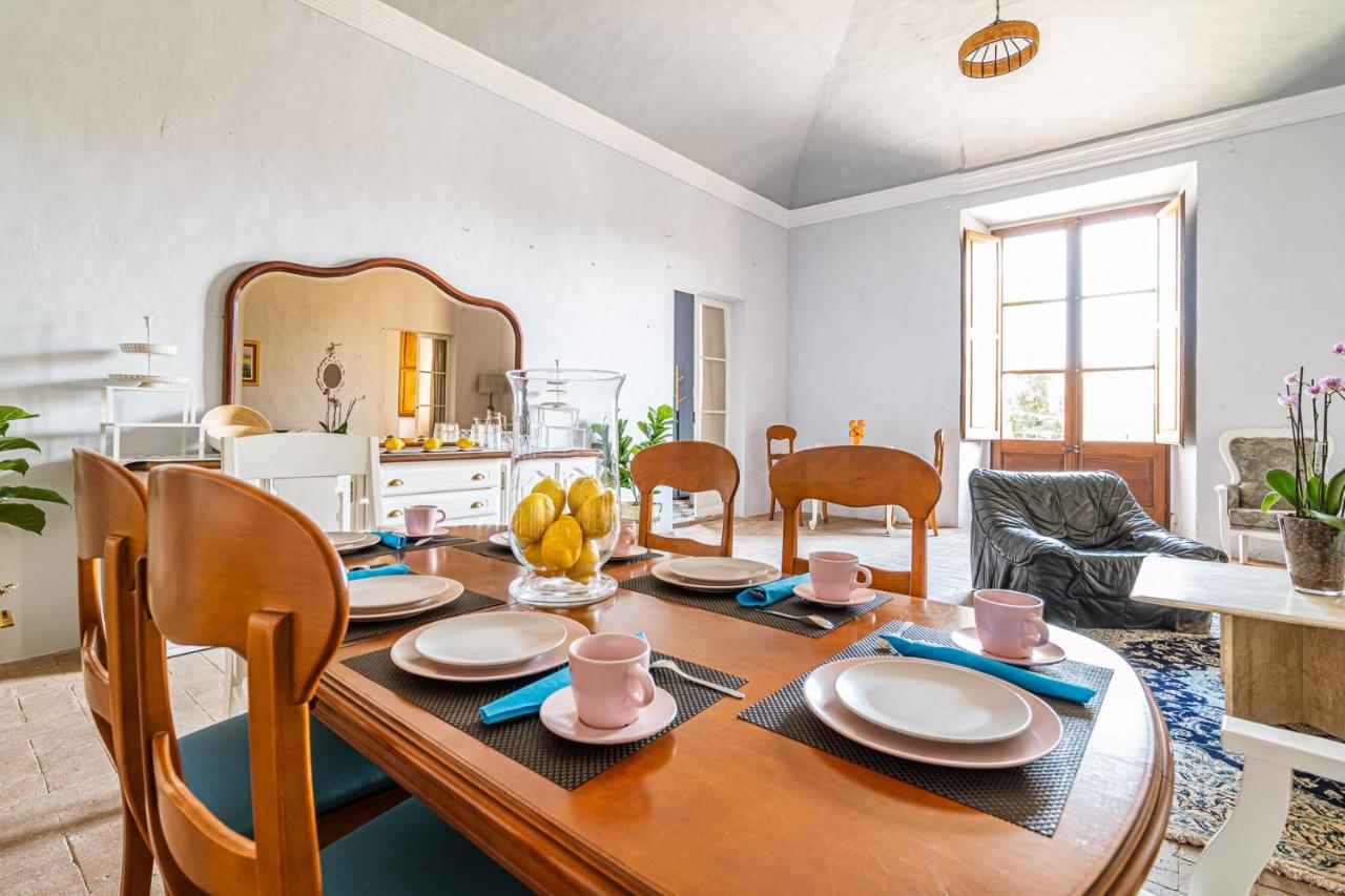 הוילה קסטלו דה אמפוריאס Casa Contreras מראה חיצוני תמונה